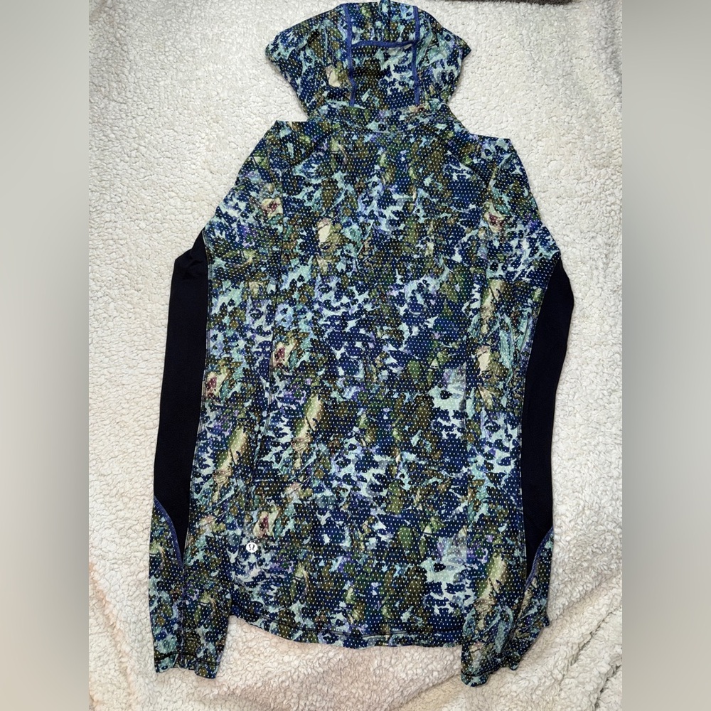 Lululemon Runbeam Pullover Lightweight Hoodie - image 7